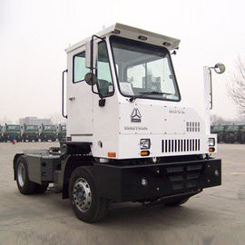 50t - 90t Sinotruck Terminal Tractor Port With 5th Wheel Lifted Right / Left Driving