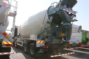 12 CBM Concrete Mixer Lorry Euro II Emission 12 Wheels With HW76 Or HW79 Cab