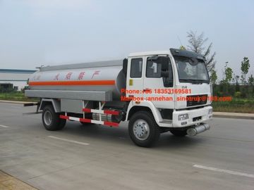 Sinotruk Howo7 Light Petrol Tank Truck 5-6 CBM 4X2 LHD Euro 140HP Fuel Tank Trailer