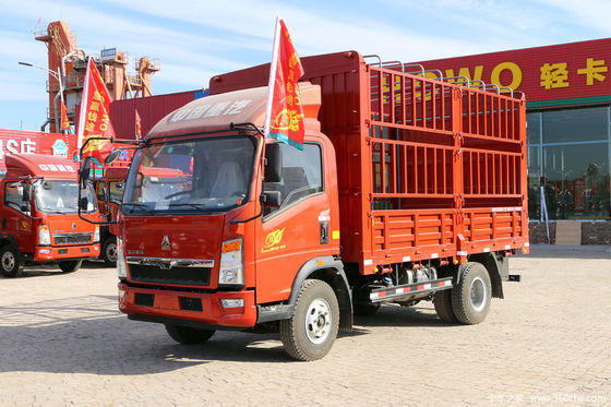 12 Ton 6 Wheeler Cargo Truck Sinotruk HOWO Light Truck with Red Color