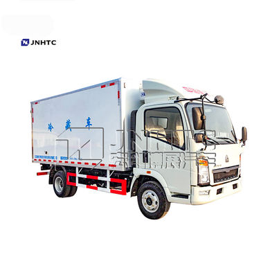 Howo 6 Wheeler Light Refrigerated Box Truck 3T 5 Tons