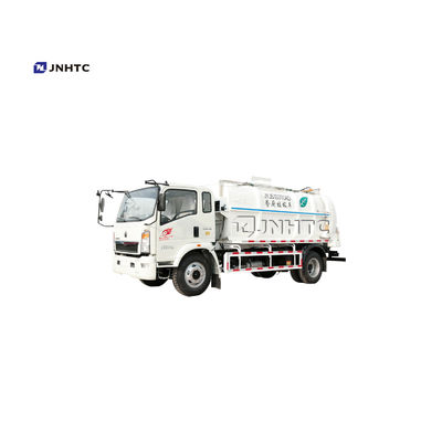 HOWO 4x2 Euro4 Euro2 Light Duty Commercial Truck For Kitchen Food Hutch Waste