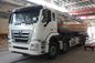 Sinotruk Hohan Bulk Powder Truck , Safety 30m3 8x4 371 Hp Fuel Oil Truck